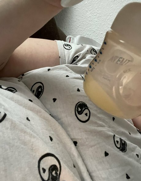 curvymom95 top model images