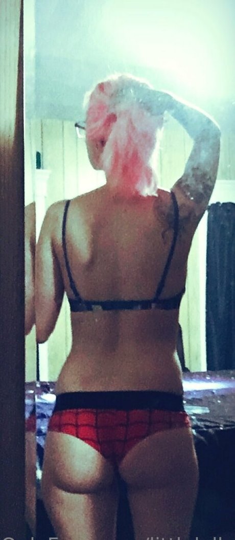 petite slut onlyfans art nude pic