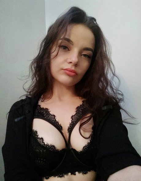 merry berry model perfect pic