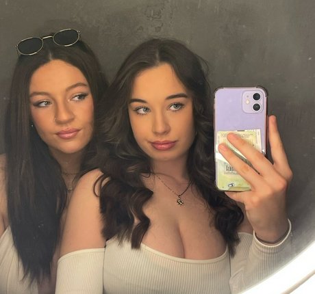 Anna Langley star top photos