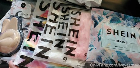 ashtonivey pornstar high quality picture