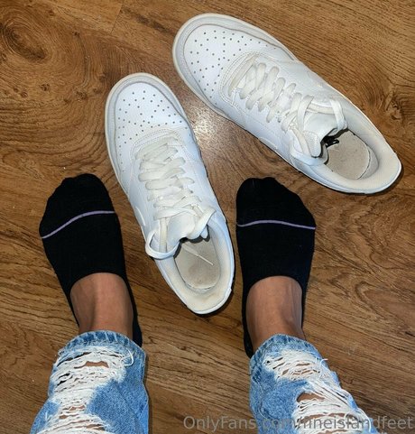 fineislandfeet star top pic