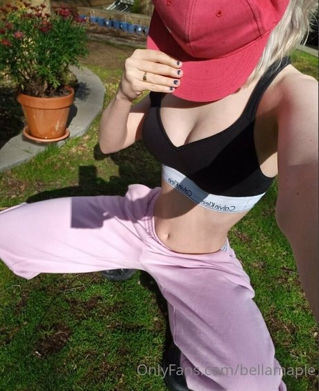 waifubellafree model sexy img