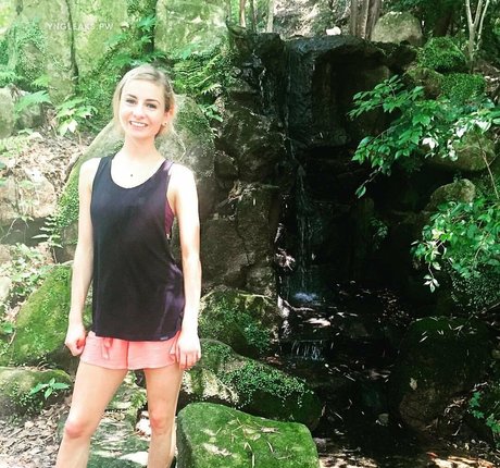 Tarah Kayne pornstar adult galleries