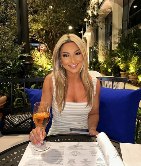 lesbian orgy onlyfans art nude pics