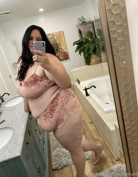 muffinmaid model sexy img
