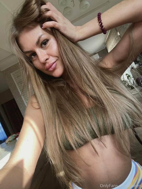 vixeen erotic star photo