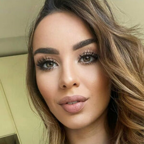 Vandoll SG porn actress pic