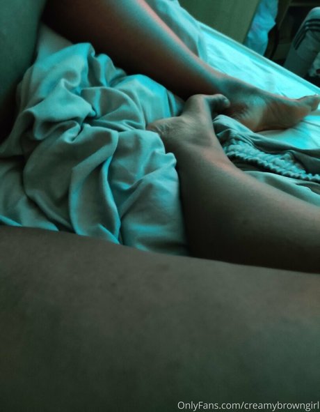 creamybrowngirl naked actress pic