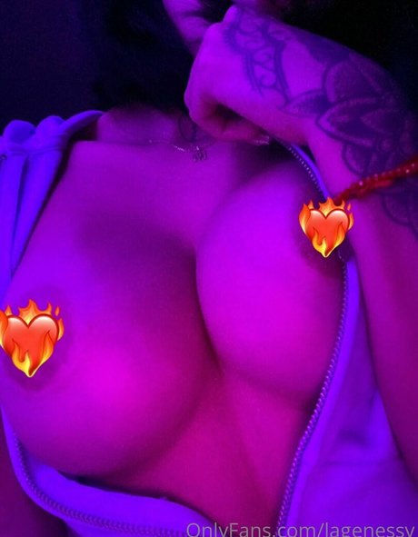 popular trans onlyfans sexy pics