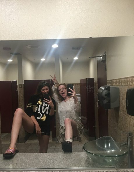 fat ass asian onlyfans free photos