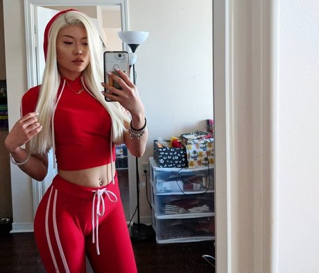 strip nude onlyfans beautiful xxx gallery