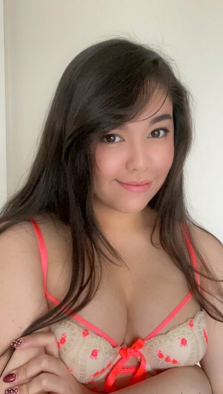 yandericia best model images