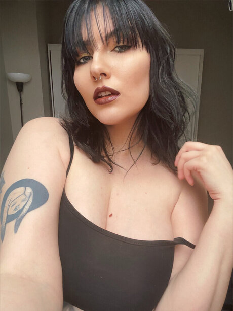 Bebe Blu FREE pornstar pretty archive