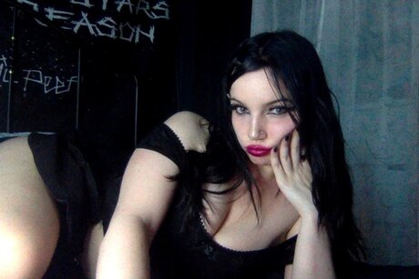 Jewels_ model hot img