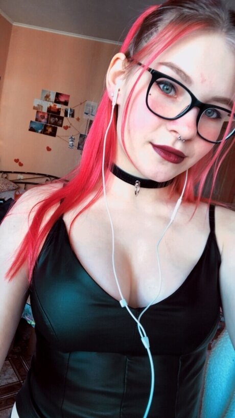 SangriFoxy star best image