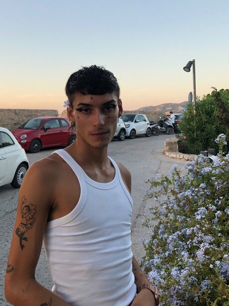 Junihspears free pornstar photos