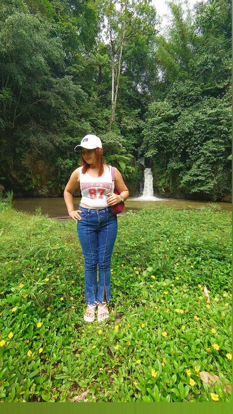 ovy model erotic photo