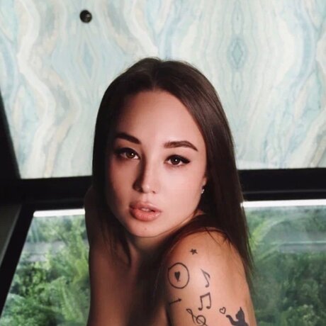 Pretty Mary Free nude actress images