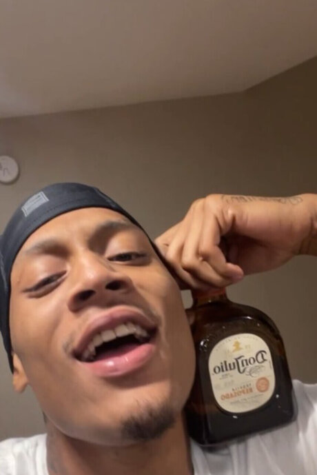 Da Youngest model adult photos