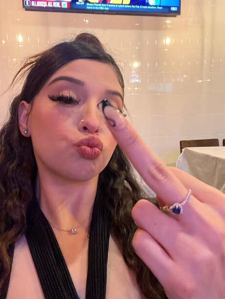 Jennixx hd actress pic