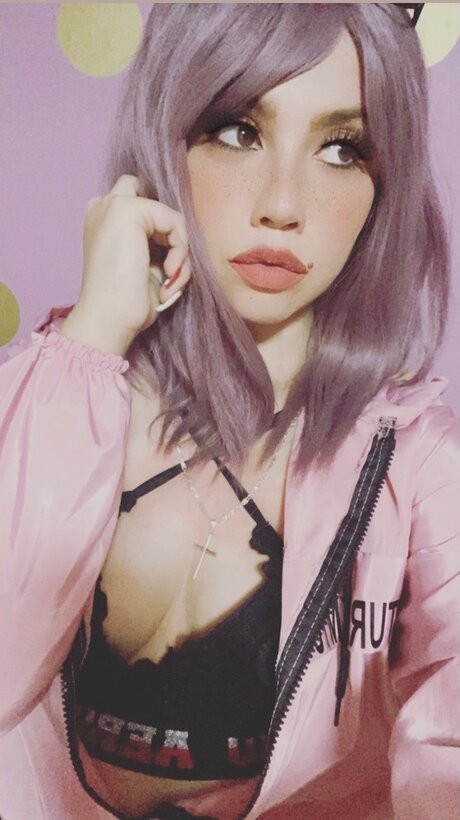 Melytorr nude model gallery