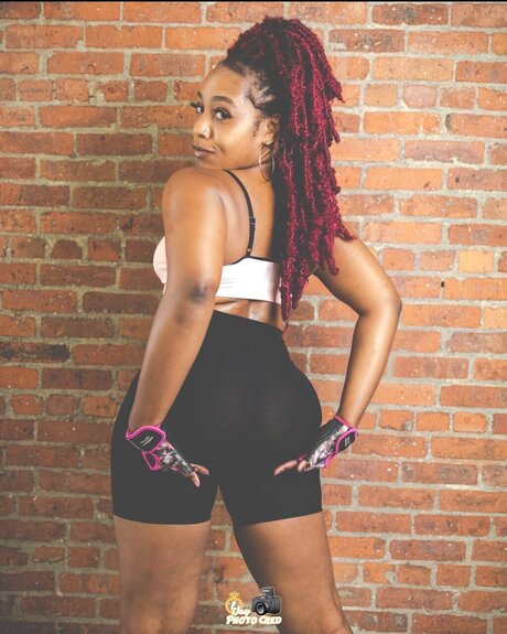 serenademenicki best star img