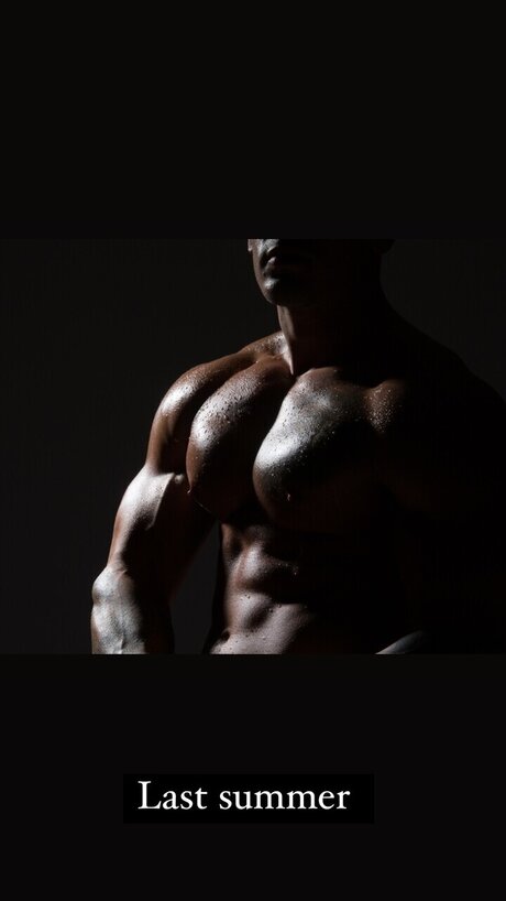 BROOKLYN TANK model sex photo