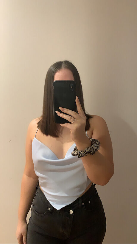 u29822866 nice model photos