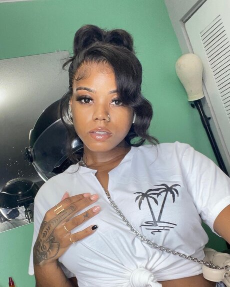 Daija star free pics