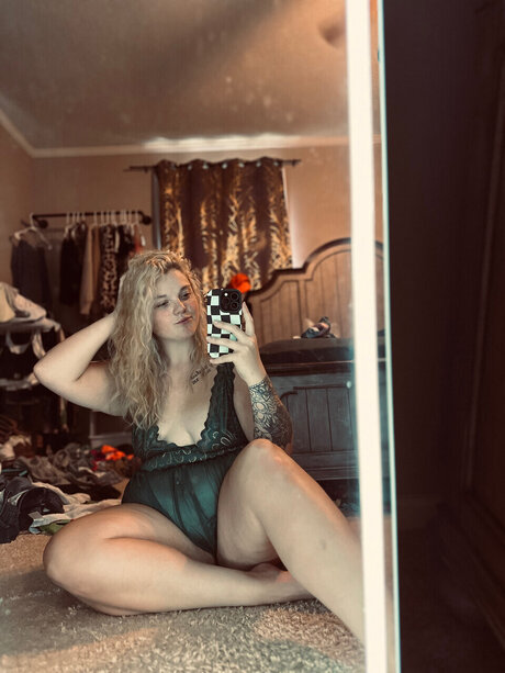 KayHunnie xxx pornstar pic