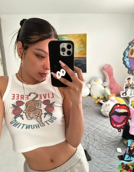 gabycaivo art actress pics