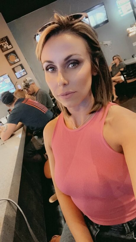 ulauryn gemini erotic pornstar img