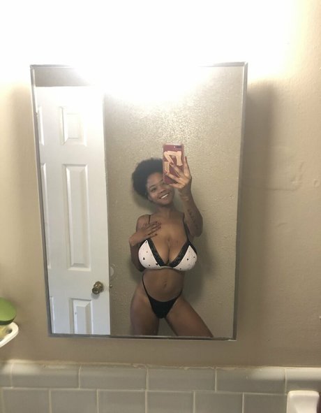 Bush Baby pornstar high quality images