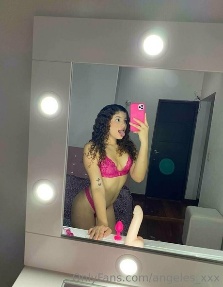 angeles xxx pornstar nude pics