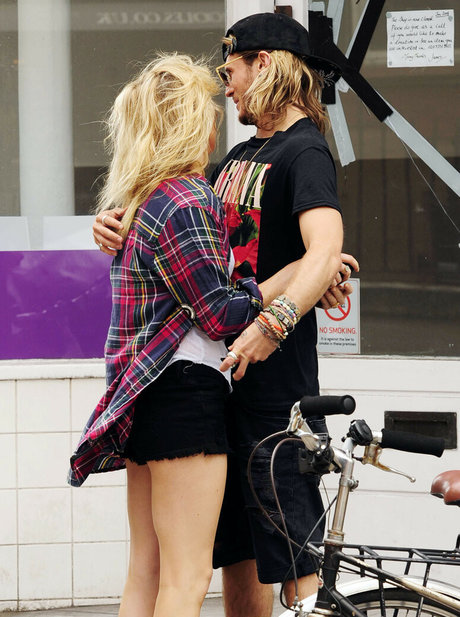 Ellie Goulding free actress pic