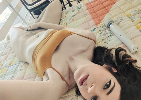 wildflowerfaye hd actress image