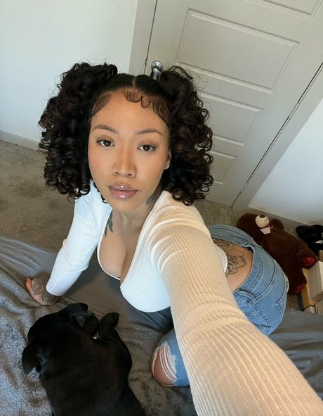 faiygo pretty pornstar image