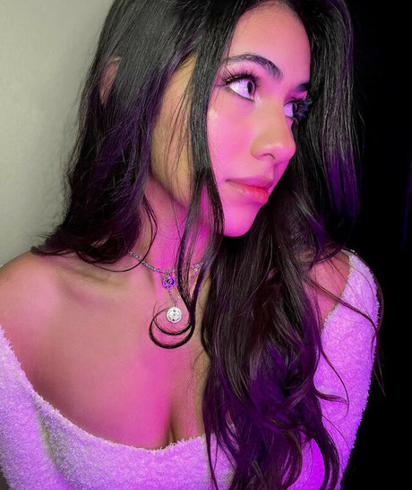 Sara Rios star erotic pictures