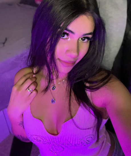 Sara Rios exclusive actress photo