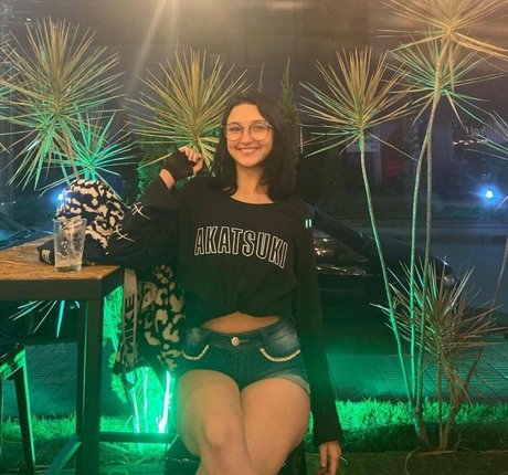 Renegata22 sexy star pic