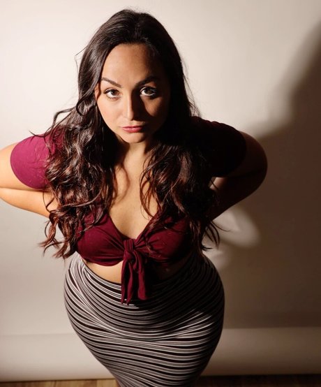 lips onlyfans top pictures