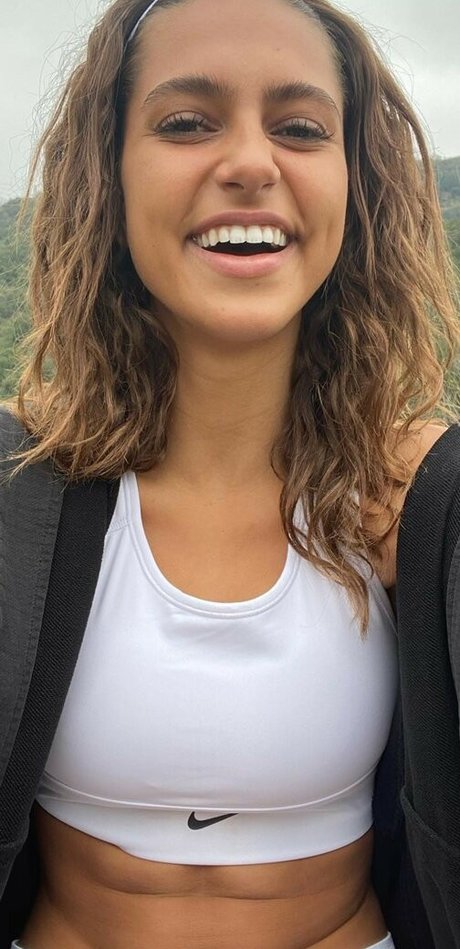 Renee Maudlena Noe free pornstar pictures