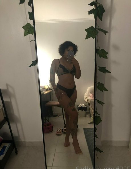 sadbitch exe pretty actress pics