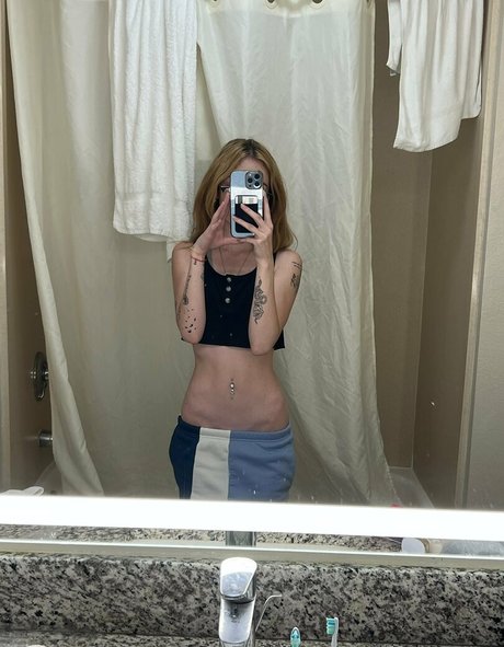 nylon feet onlyfans top pictures