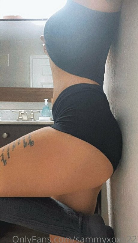 curvy shemale onlyfans exclusive pic