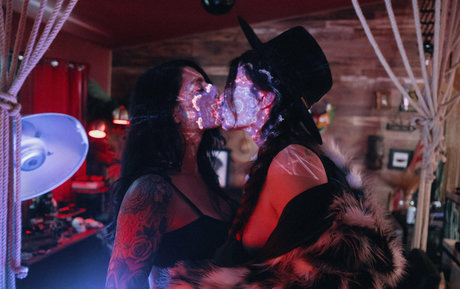 ohrangutangerotica sex star pic