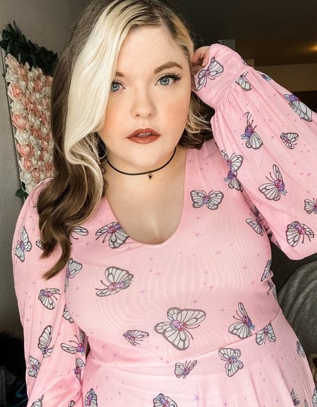 lesbian orgy onlyfans free naked gallery