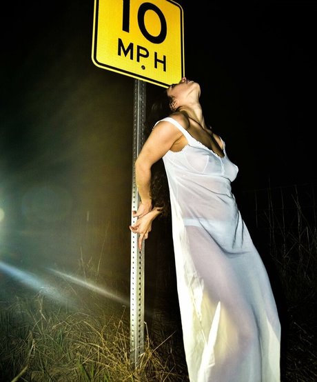 white pussy onlyfans sexy xxx image