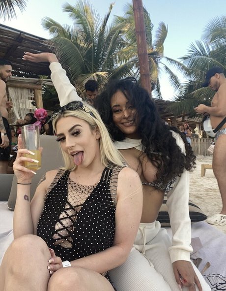 frottage onlyfans sexy xxx archive